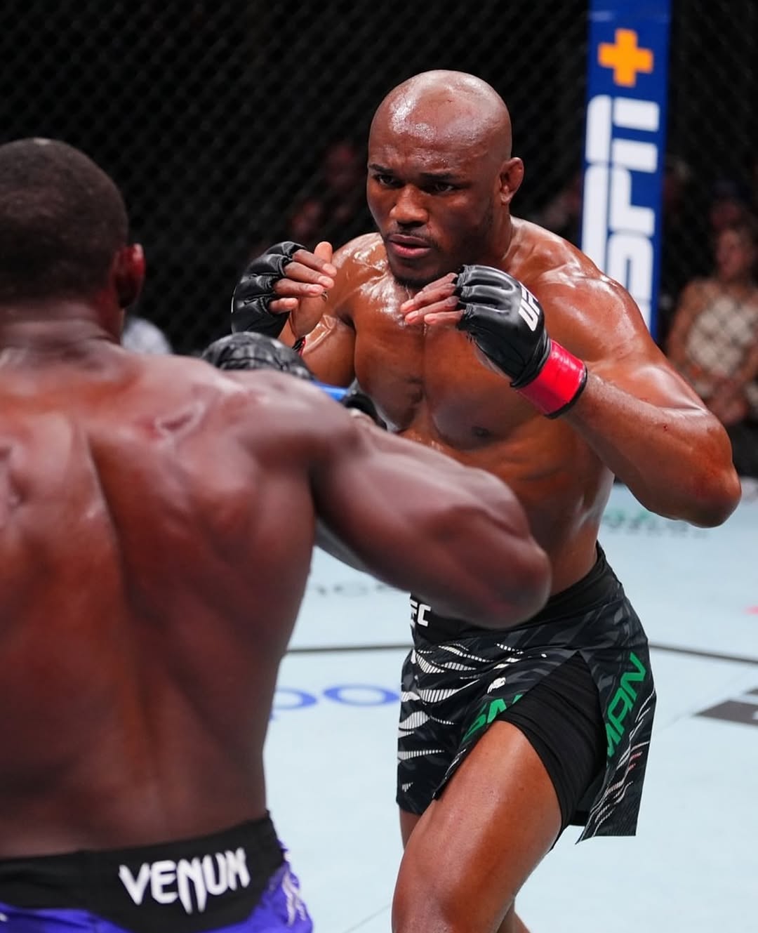 Kamaru Usman en el UFC Atlanta.