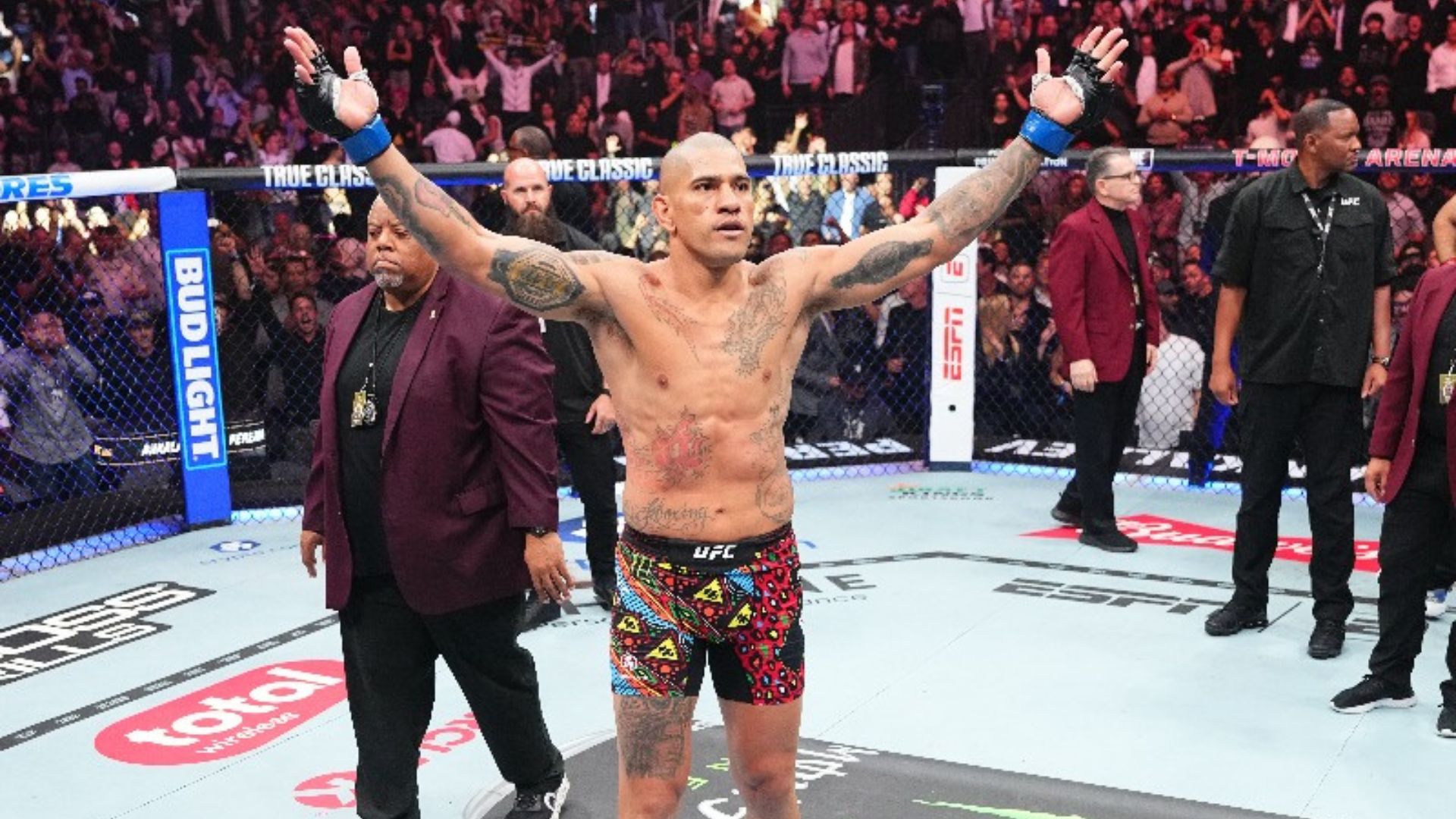 UFC 320: Alex Pereira